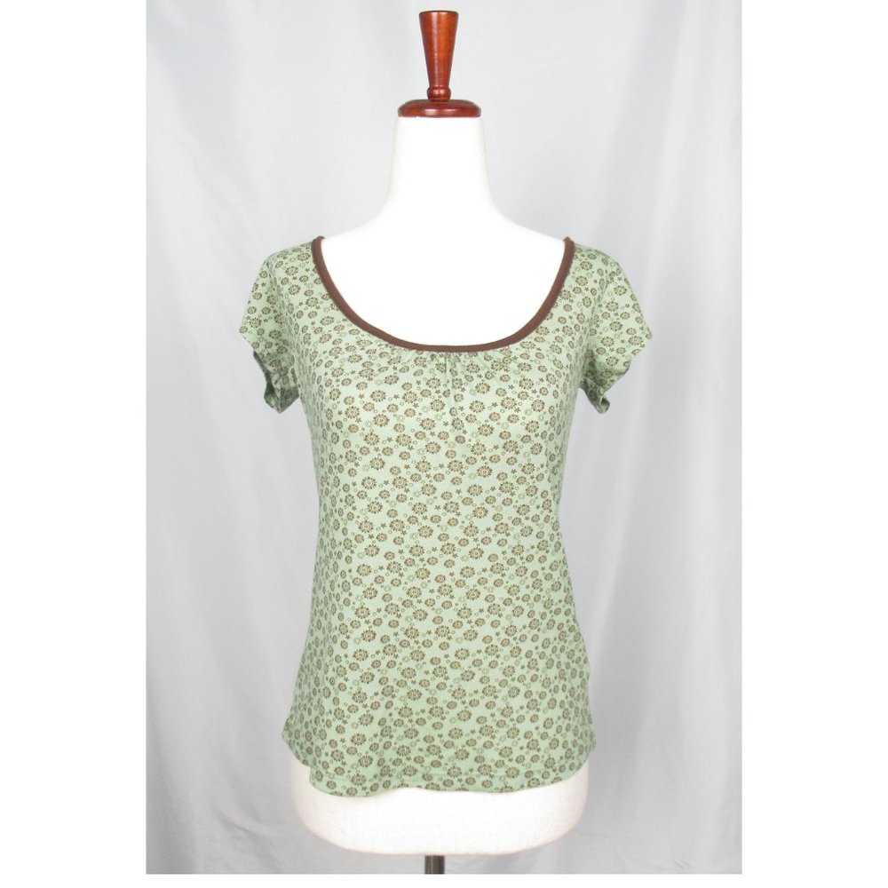 Hiatus Keyhole Scoop Neck Top Green Floral - Medium
